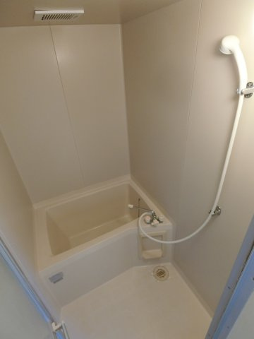 リバティ松本　B棟の浴室