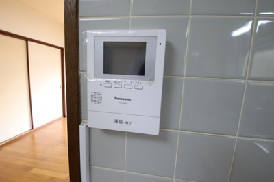 【セキュリティ】 | 河内長野市緑ヶ丘中町貸家 | TVインターホン