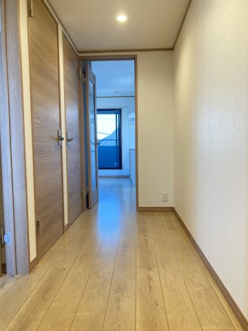 Hills真間の居間・リビング