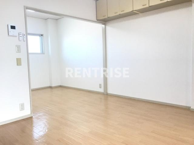 フローレンスシバの居間・リビング|リビング