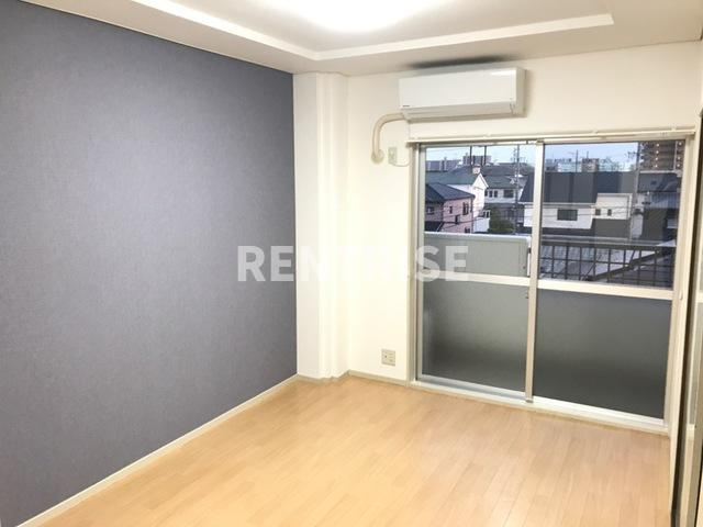 フローレンスシバの洋室|洋室