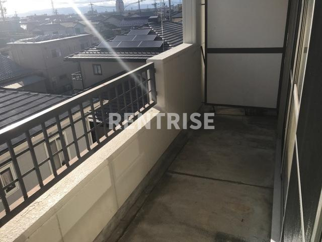 フローレンスシバ|ベランダ