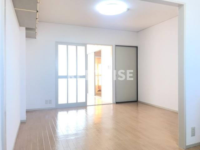 フローレンスシバの居間・リビング|リビング