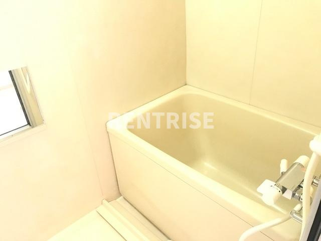 フローレンスシバの浴室|バス