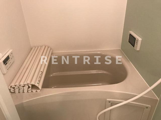 ダフネの浴室|バス