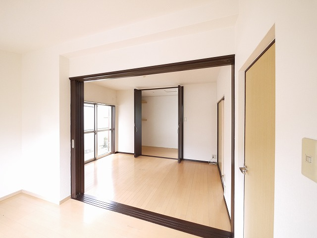 北澤戸建の洋室