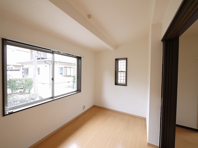 北澤戸建の洋室