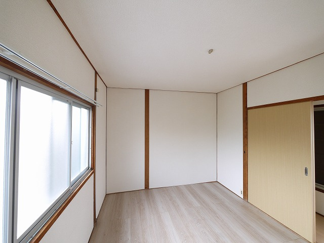 北澤戸建の洋室
