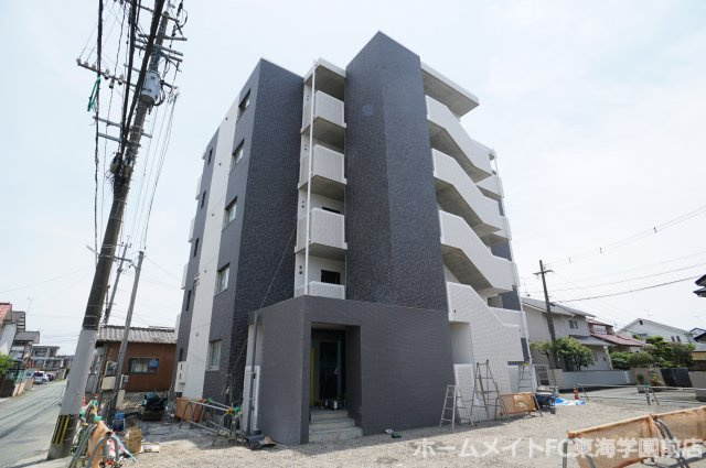 熊本市東区長嶺南４丁目の賃貸マンションの外観