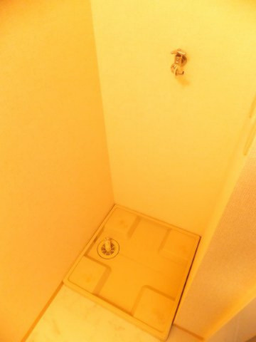 ヴェルドミールⅡのその他|洗濯機置き場