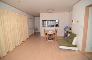 【居間・リビング】の画像