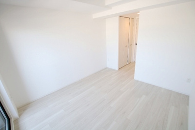 【洋室】 | レジュールアッシュ塚本レジデンス