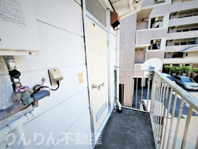 【ロビー】 | コスモコーポ | 建物の内部です