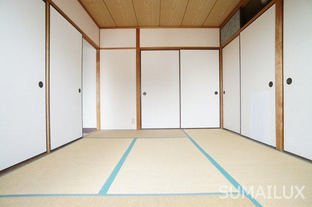 熊本市南区江越１丁目の賃貸マンションの和室