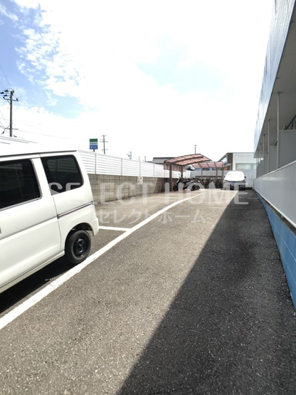 【駐車場】 | ジュネス芦谷 | カースペースがあります