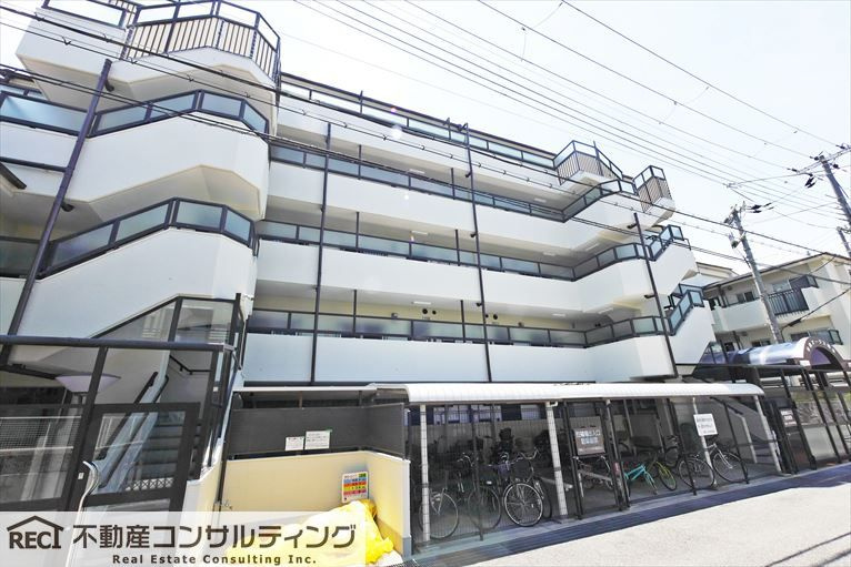 甲南オークス岡本の外観