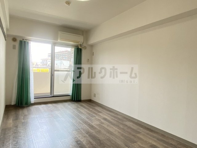 オレンジハウス2の居間・リビング