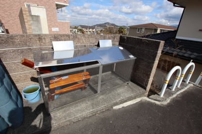 【その他共用部分】 | ラフレシール三日市 | 敷地内ゴミ置き場