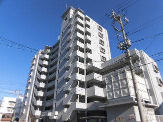 【外観】 | 徳山駅前の大型マンションで駅まで3分です。