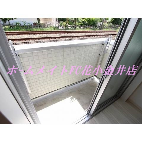【バルコニー】