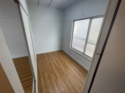 【洋室】 | 吉川荘