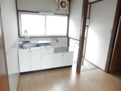 【キッチン】 | 長曾根南荘 | キッチンでお料理をお楽しみください