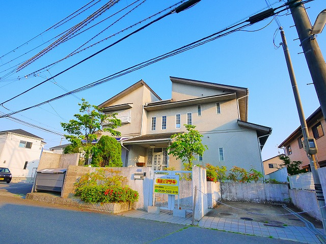 宝来一戸建の外観