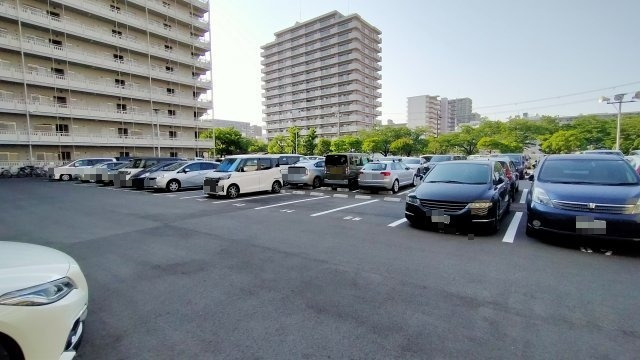 ルネ旭公園の駐車場|駐車場です。