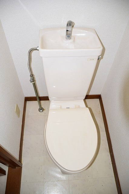 シェリーメゾンのトイレ