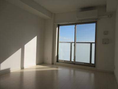 アドバンス京都アリビオの居間・リビング