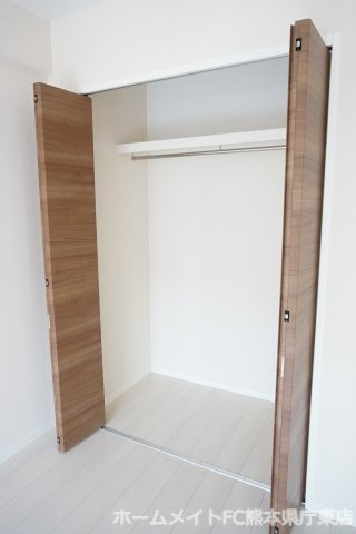 熊本市東区健軍１丁目の賃貸マンションの収納