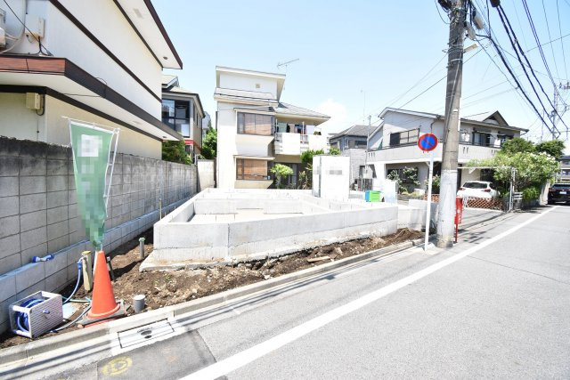 【外観】 | ～広々20.5帖のLDK ゆったり過ごせる５LDK～ | ～広々20.5帖の大型LDK　ゆったり過ごせる５LDK～
■陽当り良好の東南角地
■水廻りワンフロア集約で生活動線良好
■テレワークでも安心の５LDK