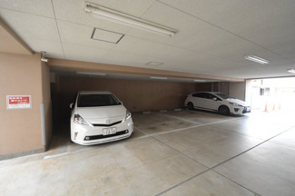 【駐車場】 | 敷地内駐車場