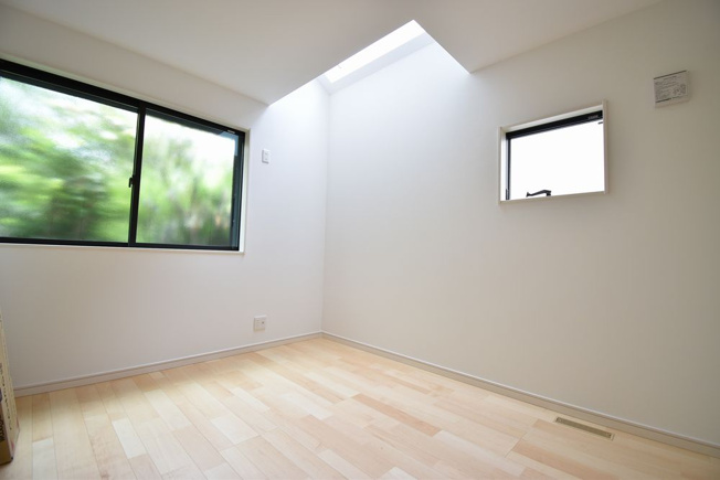 【洋室】 | ～大型ルーフバルコニー 全室南向き大型４LDK～ | 売主施工例(洋室)