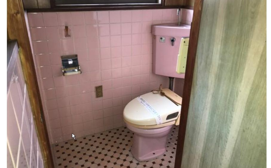 都城市蓑原町の中古一戸建のトイレ