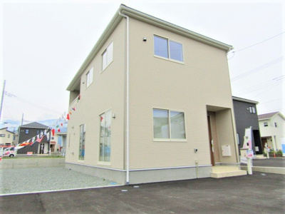 【外観】 | クレイドルガーデン　南アルプス市野牛島5号棟 | おしゃれな外観です