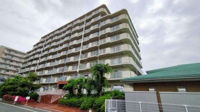 イトーピア鶴見の外観