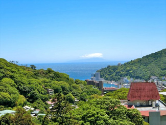 【外観】 | 屋上からの眺望です。相模湾、海上花火大会、熱海市街を望みます。