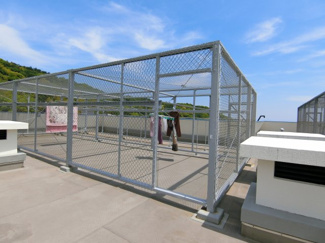 【その他共用部分】 | 屋上には陽当たり良好な洗濯物干し場があります。