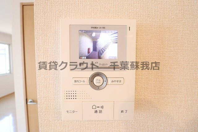 ハイツ西五所のセキュリティ|会話もできるので、わざわざ玄関に行かなくても済みますね！