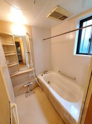 【浴室】 | フラッツァ白山B棟