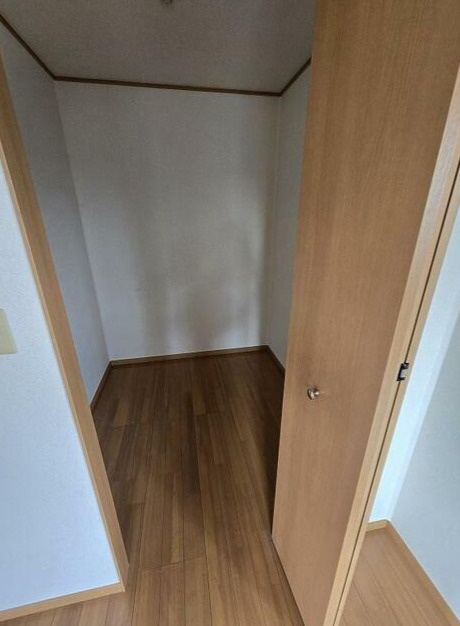 フラッツァ白山B棟の収納