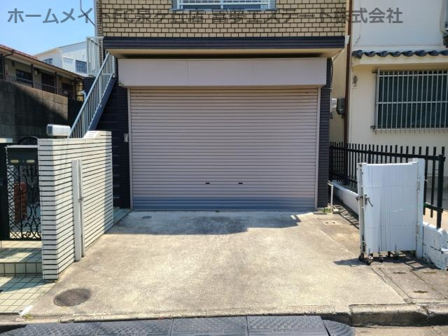 堺市中区福田の一戸建ての駐車場