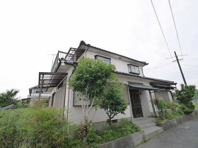 佐紀町貸家の外観