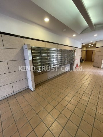 朝日プラザ北梅田のエントランス|毎日通るエントランスはこのようになっています