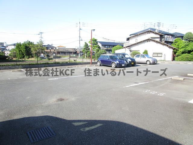 ヴェルドミール湯乃坂の駐車場|駐車場完備です