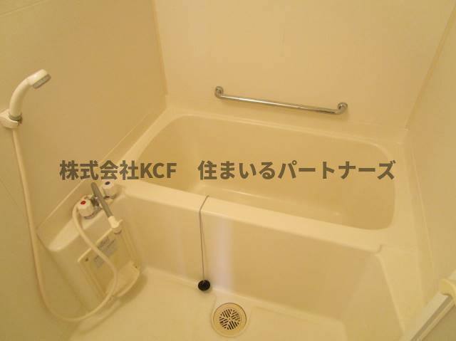 ヴェルドミール湯乃坂の浴室|コンパクトで使いやすいお風呂です