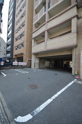【駐車場】 | セレーノ・コンフォート大手門 | 駐車場