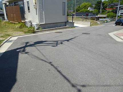 広島市安佐北区可部東３丁目　土地の前面道路含む現地写真