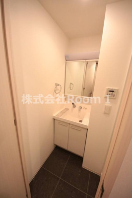 【洗面所】 | ＢＰＲレジデンス本町東 | コンパクトで使いやすい洗面所